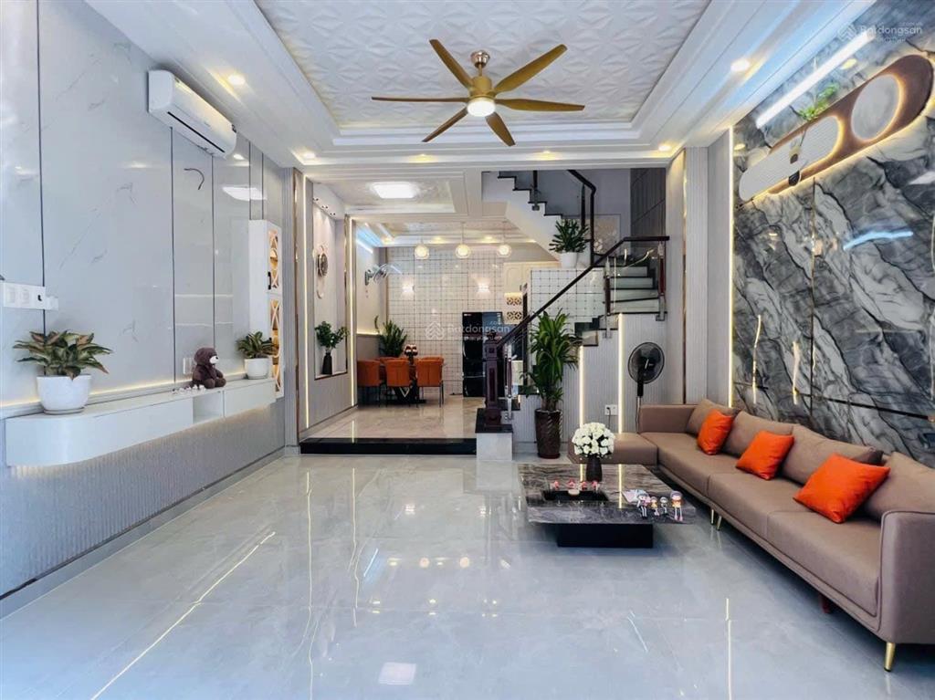 Chú chiến bán nhà tăng bạt hổ, p11, bình thạnh, giá 4tỷ gần đh văn lang, dt 76,5m2 thuê 27tr/th