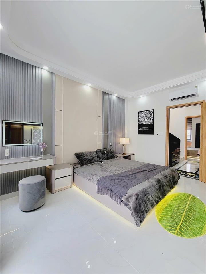 Chốt nhanh kẻo mất  chỉ 3tỷ4 bán nhà trần quang diệu p14 phú nhuận dt 72m2, gần bệnh viện an sinh