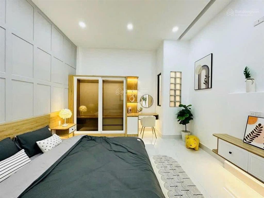 Bán gấp nhà nguyễn văn đậu, p6, phú nhuận, gần bệnh viện ung bướu, giá 3tỷ6 dt 82,8m2 còn hđ thuê