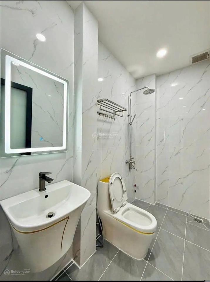 Chỉ 4tỷ9 sở hữu nhà trương hán siêu đa kao q1 gần chùa ngọc hoàng dt 80m2 cho thuê 33tr/th