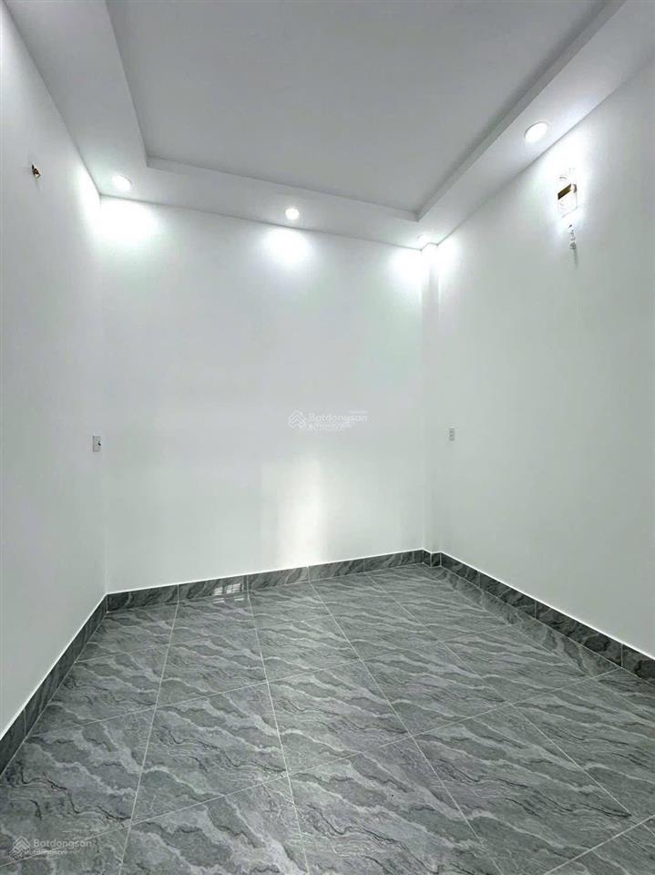 Với 4tỷ090 sở hữu nhà chiều ngang hơn 5m ngay cao thắng, p12, q10, gần chung cư hà đô, dt 97,2m2