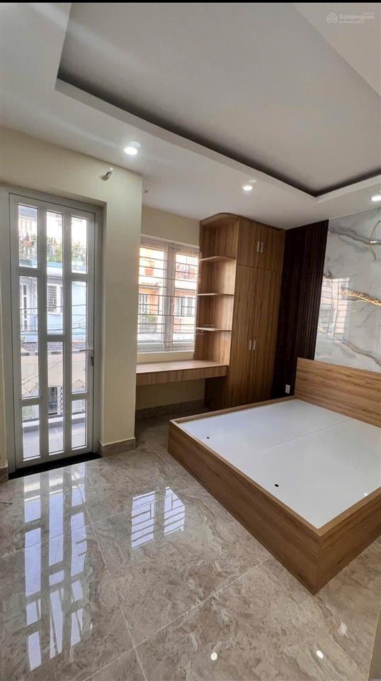 Chủ bán nhà lê văn sỹ p2 tân bình cách thpt hàn thuyên giá 3tỷ860 3p dt 78,2m2 cho thuê 24 tr/th