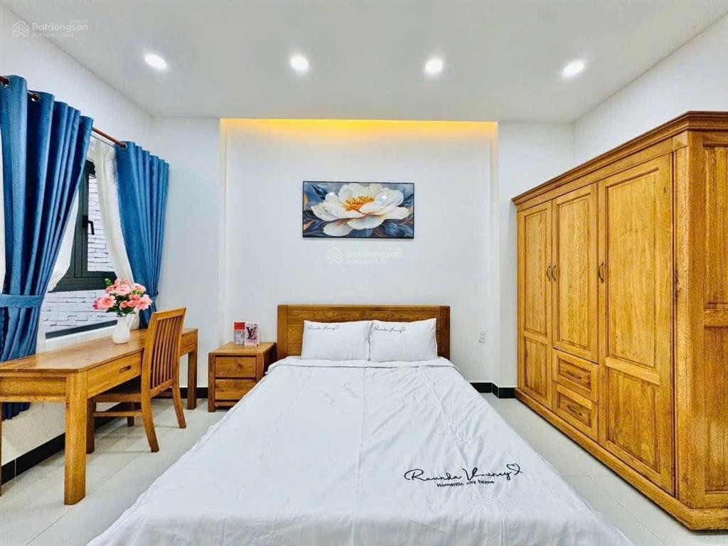 Sốc! sở hữu nhà cao đạt p1 q5 gần cđ kinh tế đối ngoại, cho thuê 25 triệu/th dt 90m2