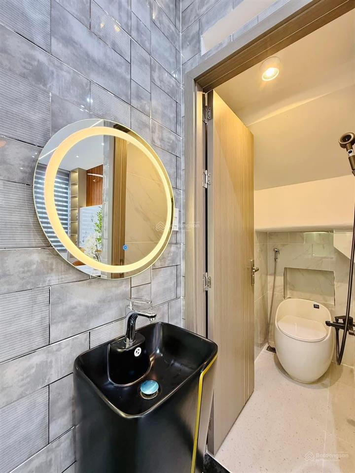 Tôi bán nhà bà hạt, p. 9, q. 10, gần ngã bảy lý thái tổ, dt 90m2 thuê 30tr/th