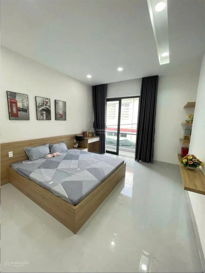 Cần bán nhà bành văn trân, p7, tân bình, giáp quận 3, ngay thcs tân bình, dt 75m2
