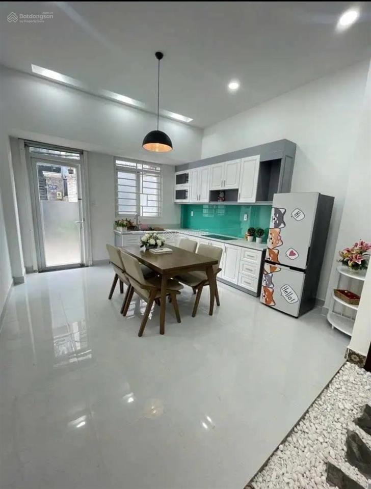 Cần bán nhà bành văn trân, p7, tân bình, giáp quận 3, ngay thcs tân bình, dt 75m2