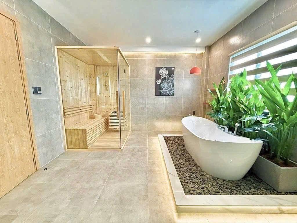 Hàng hiếm phan đăng lưu  phú nhuận, gần bệnh viện đk hoàn mỹ sài gòn dt 52m2