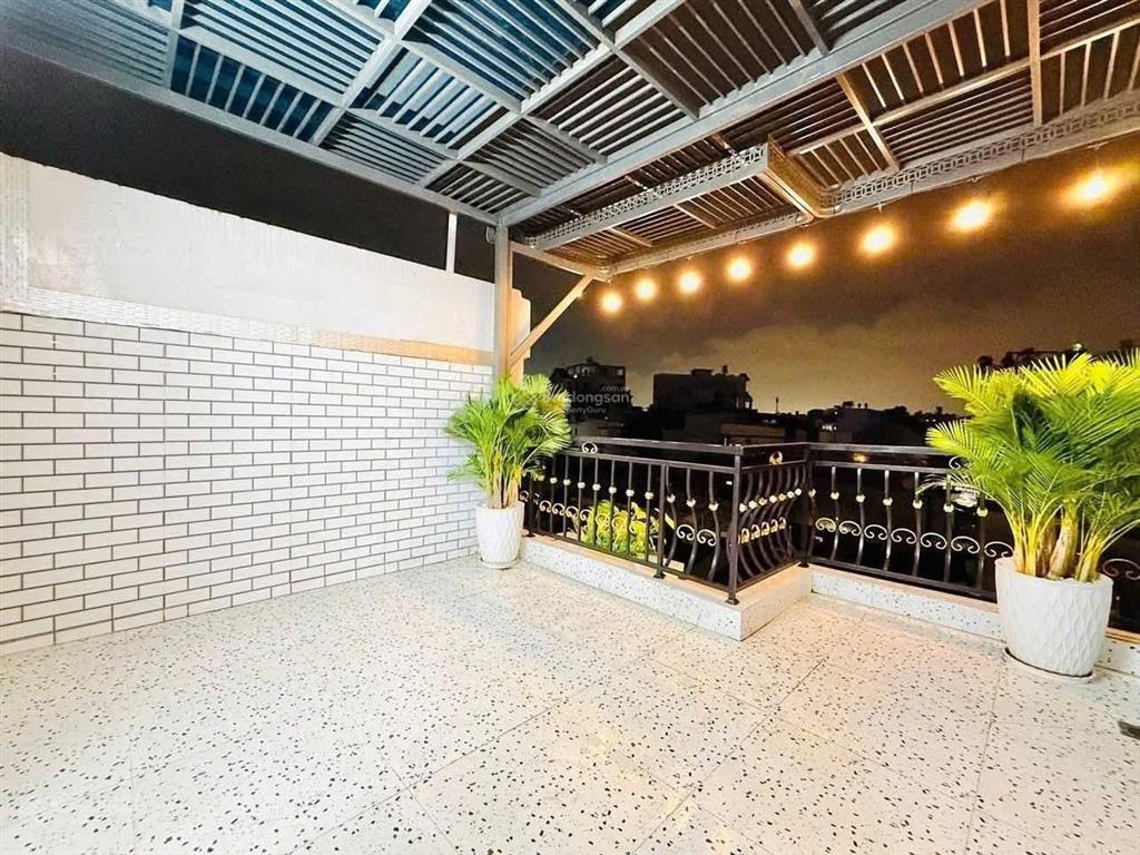 Chính chủ bán nhà lý văn phức, tân định, q1, gần ngay công viên lê văn tám dt 80m2