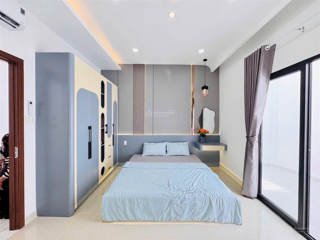 Bán nhà đường lý thái tổ, p10, q10, gần ngã bảy lý thái tổ, giá 3tỷ990 dt 72m2, hđ thuê 20tr/th