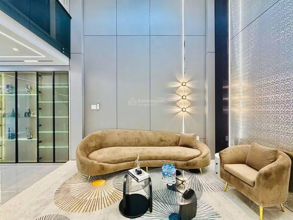Bán nhà đường nguyễn đình chiểu, p3 q3 gần ngã sáu cộng hoà dt 80m2 cho thuê 20tr/th