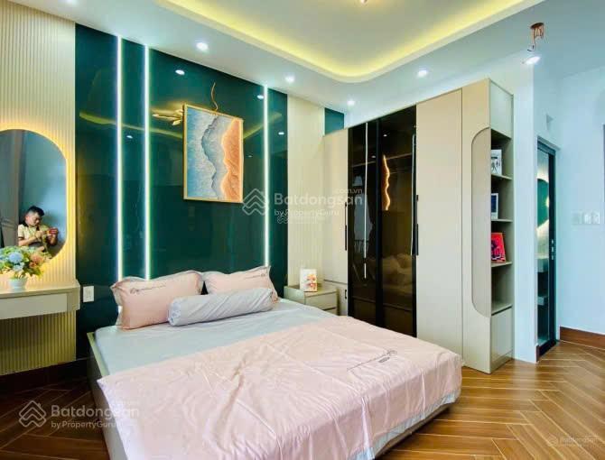 Kẹt tiền kinh doanh bán gấp nhà huỳnh đình hai p22 bình thạnh gần chợ bà chiểu, dt 80m2