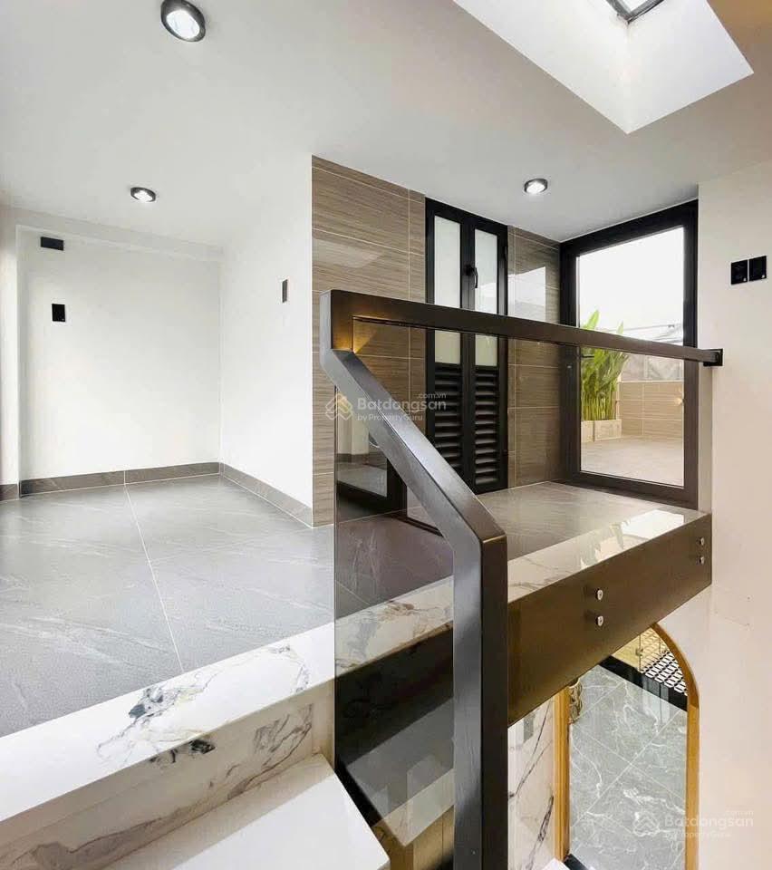 Bán nhà nguyễn an ninh, p. đa kao, q1, gần chợ bến thành, giá 5tỷ6 dt 88,6m2, cho thuê 40tr/th