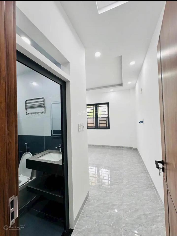 Chủ bán nhà trần phú, p4, q5 dt 72m2, gần vòng xoay lý thái tổ, cho thuê 20 triệu/th