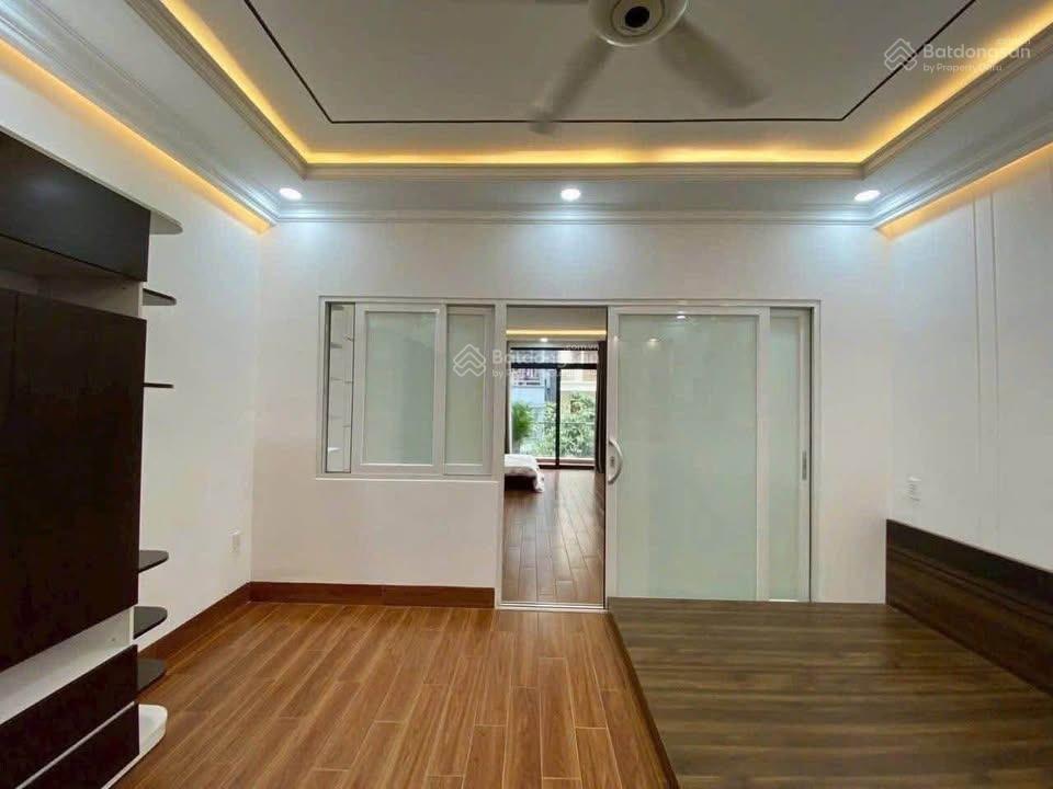 Nhà đẹp trung tâm q10 hẻm oto 10m đường 3/2 p14 gần đh bách khoa dt 87m2 thuê 30tr/th