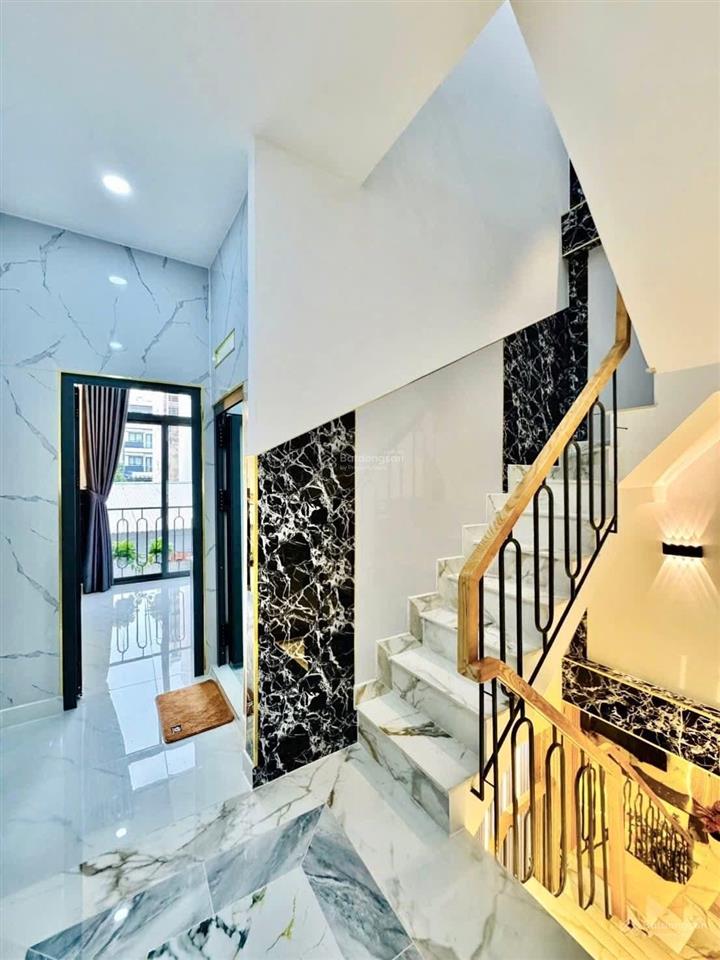 Giảm lấy lộc bán nhà đinh công tráng, p. tân định, q1, gần chợ tân định dt 90,1m2 5,3x17m