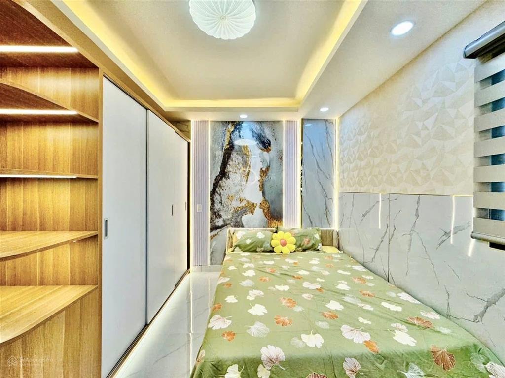 Giảm lấy lộc bán nhà đinh công tráng, p. tân định, q1, gần chợ tân định dt 90,1m2 5,3x17m