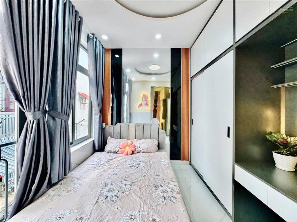 Giảm lấy lộc bán nhà đinh công tráng, p. tân định, q1, gần chợ tân định dt 90,1m2 5,3x17m