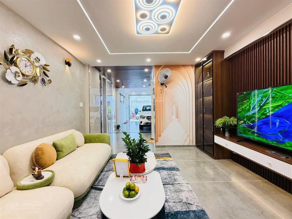 Chủ cần bán nhà nguyễn văn trỗi, p10, phú nhuận gần công viên hoàng văn thụ, dt 71,4m2