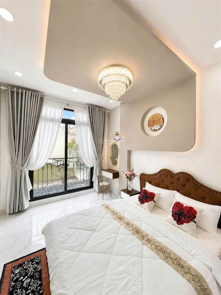 Bán nhà phan xích long p. 2 phú nhuận gần đk hoàn mỹ sg dt 45m2 cho thuê 19tr/th