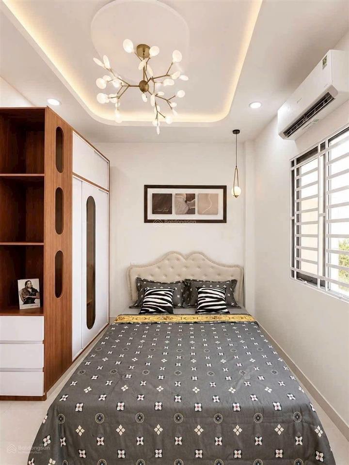 Bán nhà phan xích long p. 2 phú nhuận gần đk hoàn mỹ sg dt 45m2 cho thuê 19tr/th