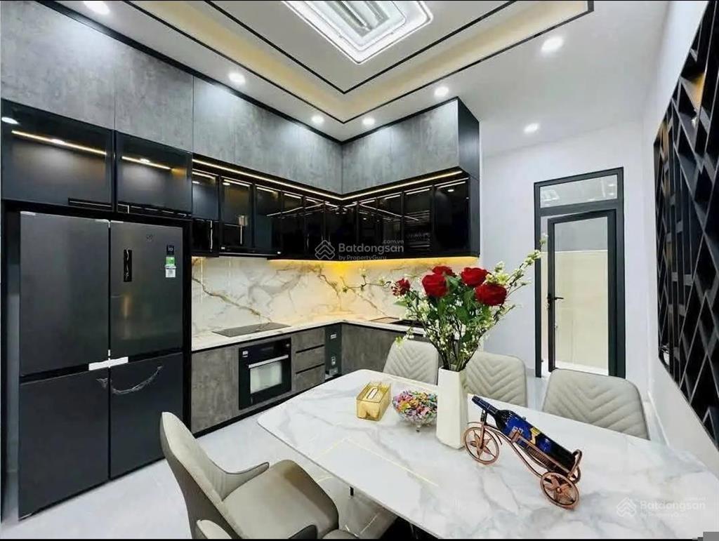 Cô hai bán nhà hoàng diệu p9 q4 cách thcs vân đồn 3p dt 72m2 thuê 20tr/th