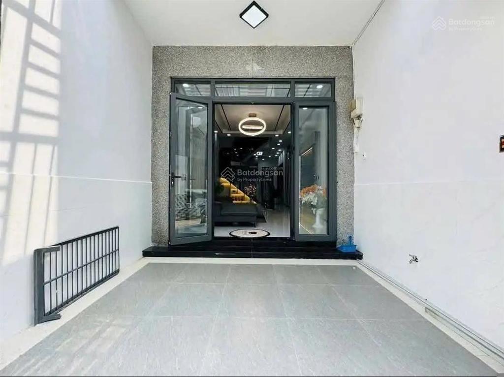 Cô hai bán nhà hoàng diệu p9 q4 cách thcs vân đồn 3p dt 72m2 thuê 20tr/th