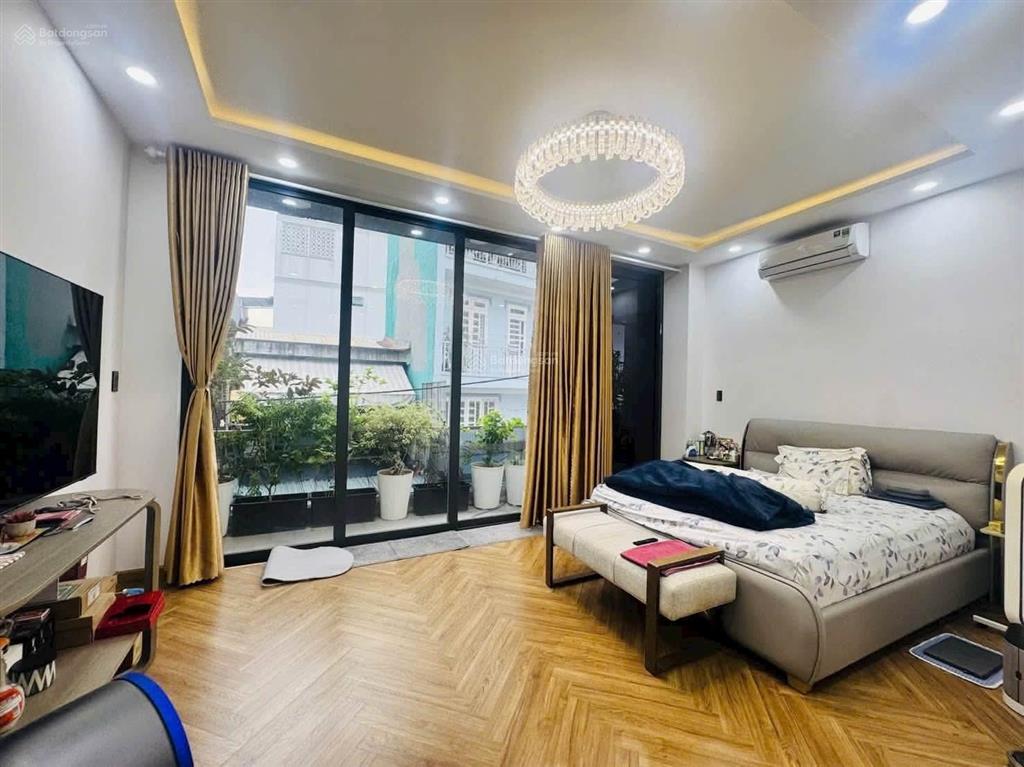 Bán gấp nhà dt 71,2m2 tại lâm văn bền, tân hưng, q7 giáp quận 4 cho thuê 18tr/th