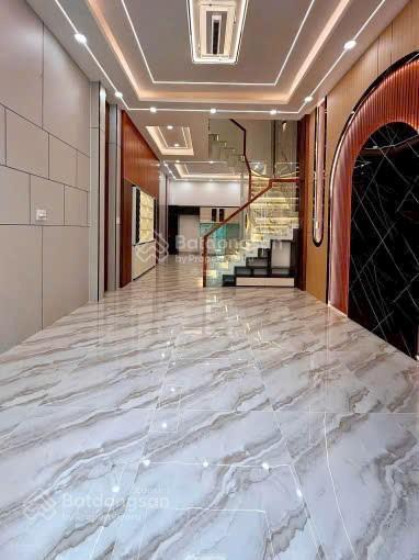 Bán nhà nguyễn thị diệu vts võ thị sáu quận 3 gần bệnh viện da liễu thuê 20tr/th