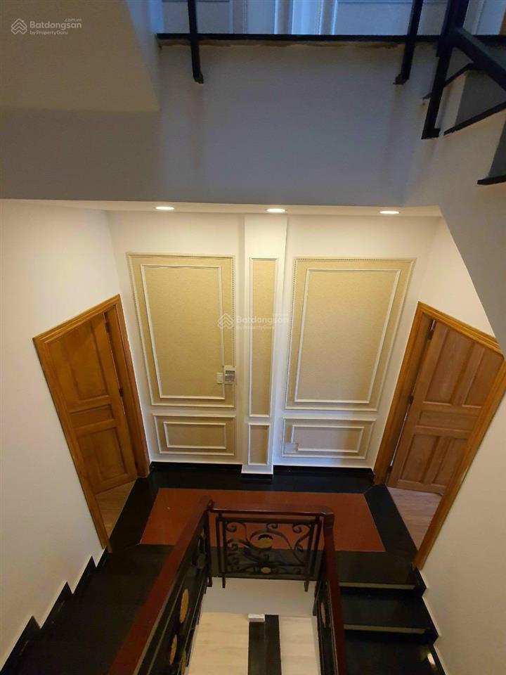 Bán gấp căn nhà đường minh phụng, p9, q6, 82,6m2 (5,2m x15,8m) giá 3.8 tỷ. còn hđ thuê 21tr/th