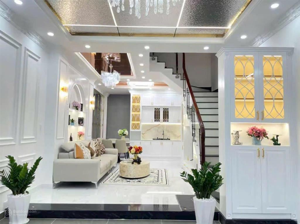 Nhà đẹp q12, dt 86m2 (5m x17m) giá 2.850 tỷ đường vườn lài, an phú đông, đang cho thuê 18tr/th
