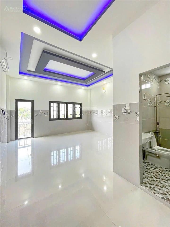 Bán gấp căn nhà đường thành thái / q. 10. gần chung cư kingdom. dt 72m2/ giá 3.890 tỷ chính chủ