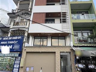 Bán gấp căn nhà 3 tầng, có thang máy, đường nguyễn văn nguyễn q1. 80m2 (5,5m x 14,5m)