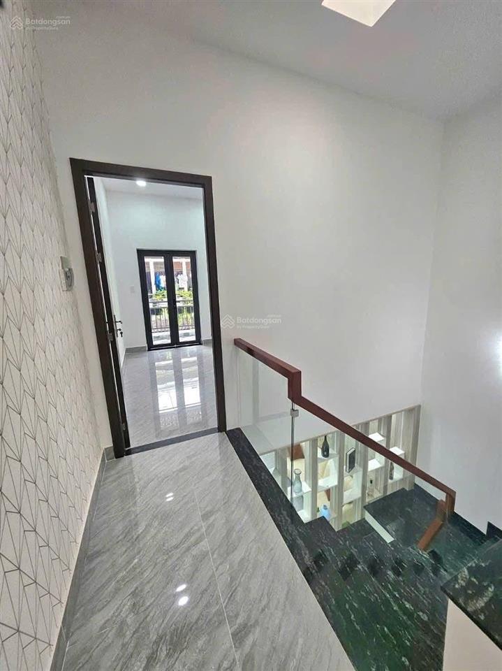 Nhà đường nguyễn phi khanh quận 1. 42m2 (4m x 11m) giá 2.580 tỷ . trung tâm quận 1
