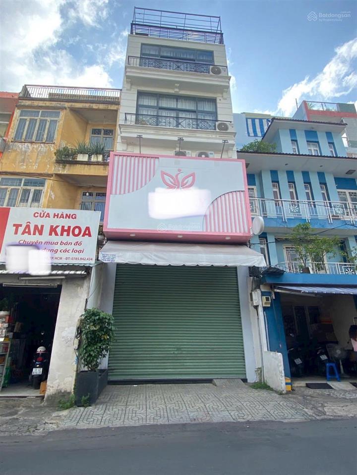 Bán căn nhà đường phùng hưng, quận 5. dt 67m2 (4,5m x 13,7m) giá 3.280 ty. đang cho thuê 25tr/th