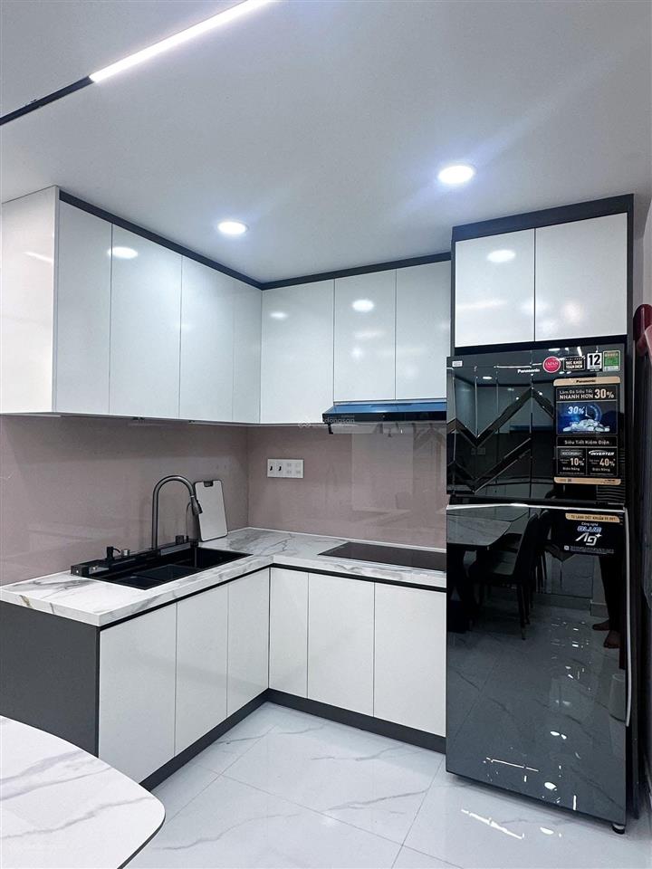 Chia tài sản, bán nhà đường nguyễn du, phường 1/ gò vấp. 81m2 (5m x 16m)