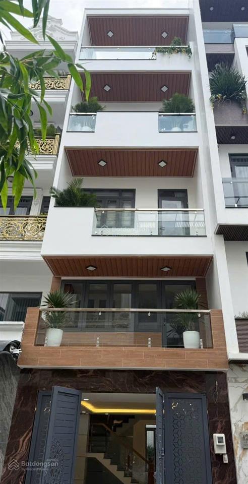 Bán căn nhà đường phạm văn hai, p tân sơn, (tân bình cũ) 83m²(5m x 16,6m) nhà 2 tầng
