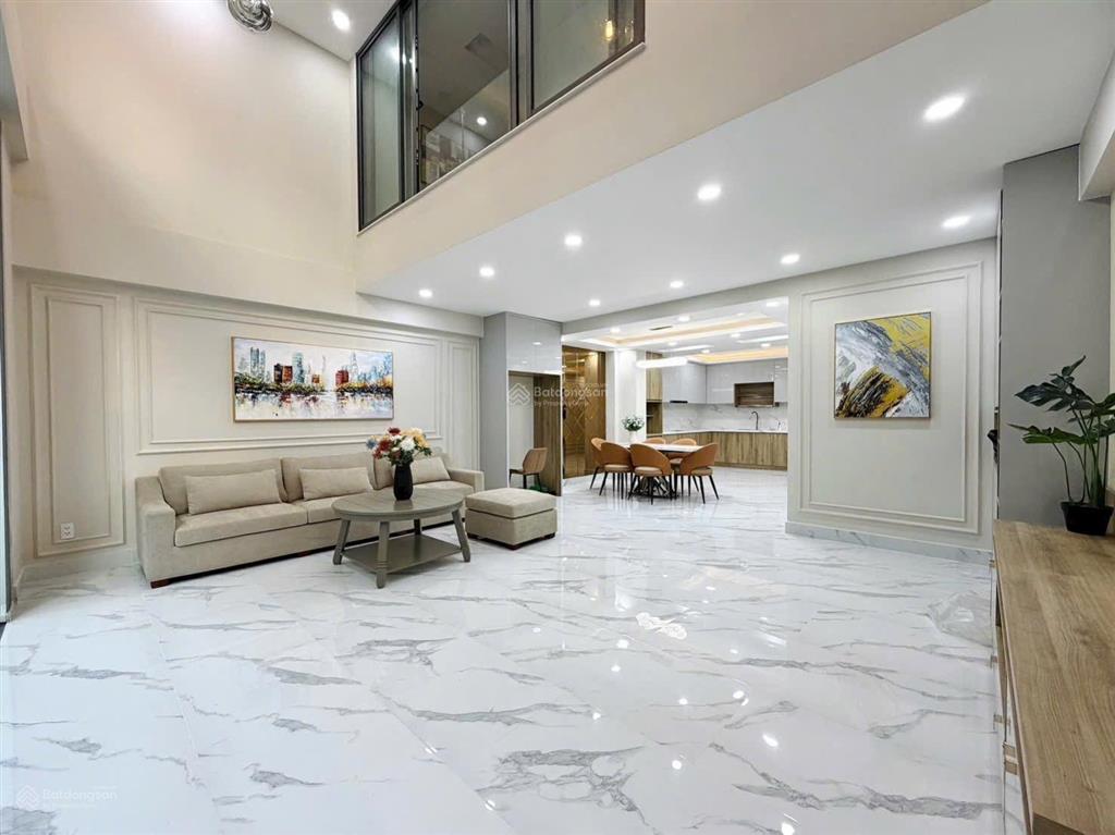 Chia tài sản, bán gấp nhà đường tự lập/tân bình. 69,5m2 (4,5m x 15m) giá 3.7 tỷ cho thuê 20tr/th