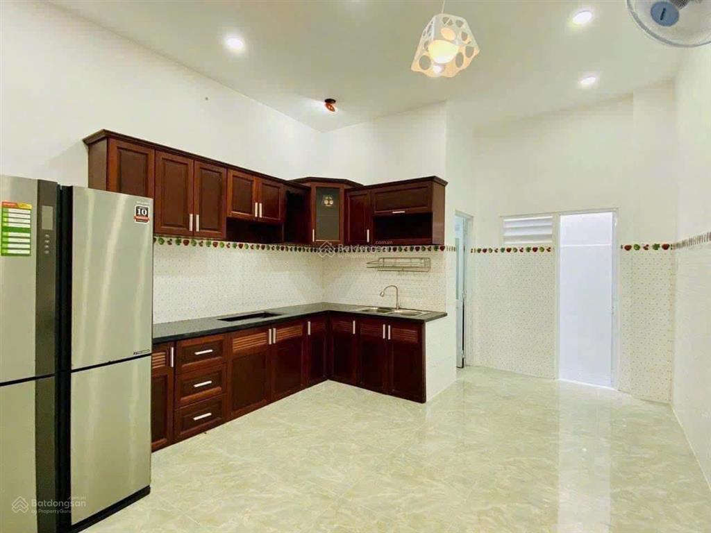 Bán gấp nhà đường hồ văn tắng, củ chi. dt 86m2 (5m x 17,2m) giá 2.180 tỷ. ngay trường phú trung