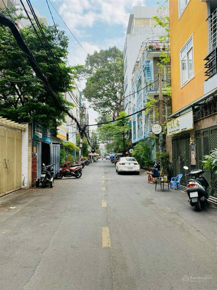 Nhà sát bên vạn hạnh mall. đường sư vạn hạnh/q10. 69,5m2 (4,7m x 13m) giá 3.3 tỷ.  ngay xem nhà