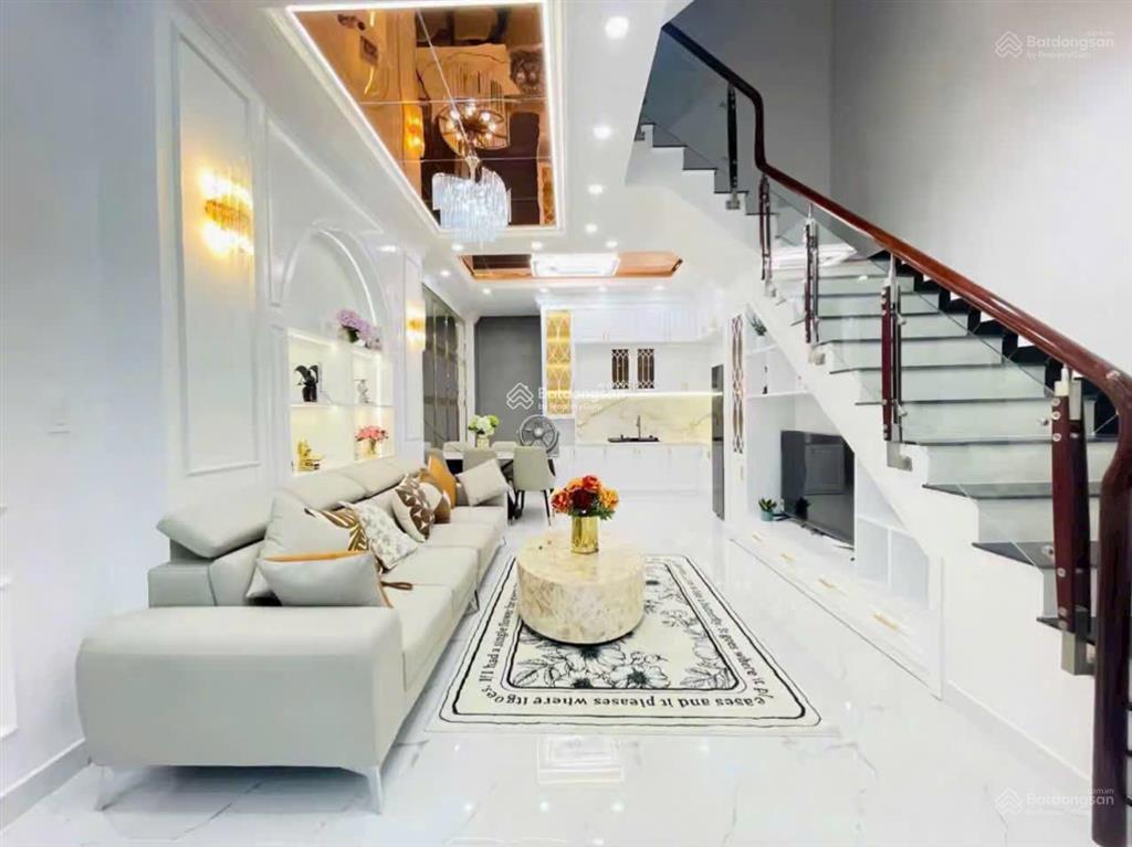 Nhà đường lê thị hồng, gò vấp, 60m2 / giá 3.7 tỷ. ngay ngã 5 nguyễn oanh, tặng nội thất