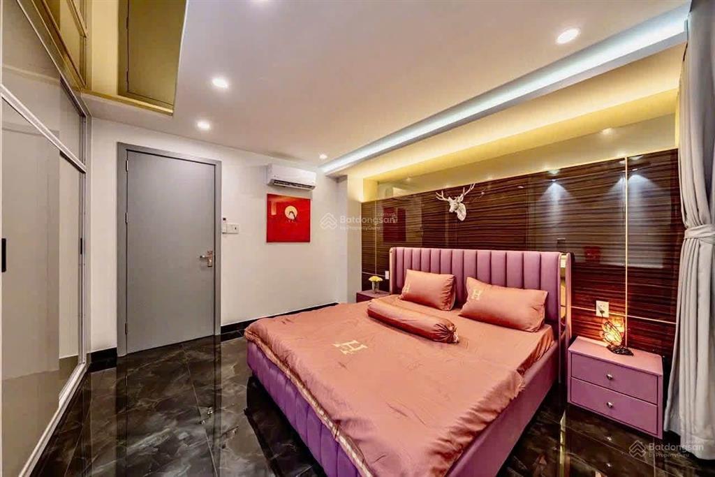 Nhà 2 mt, đường lê văn sỹ (phú nhuận) dt 62,5m2 (4m x 15,5m) giá 5.9 tỷ. tặng hết nội thất
