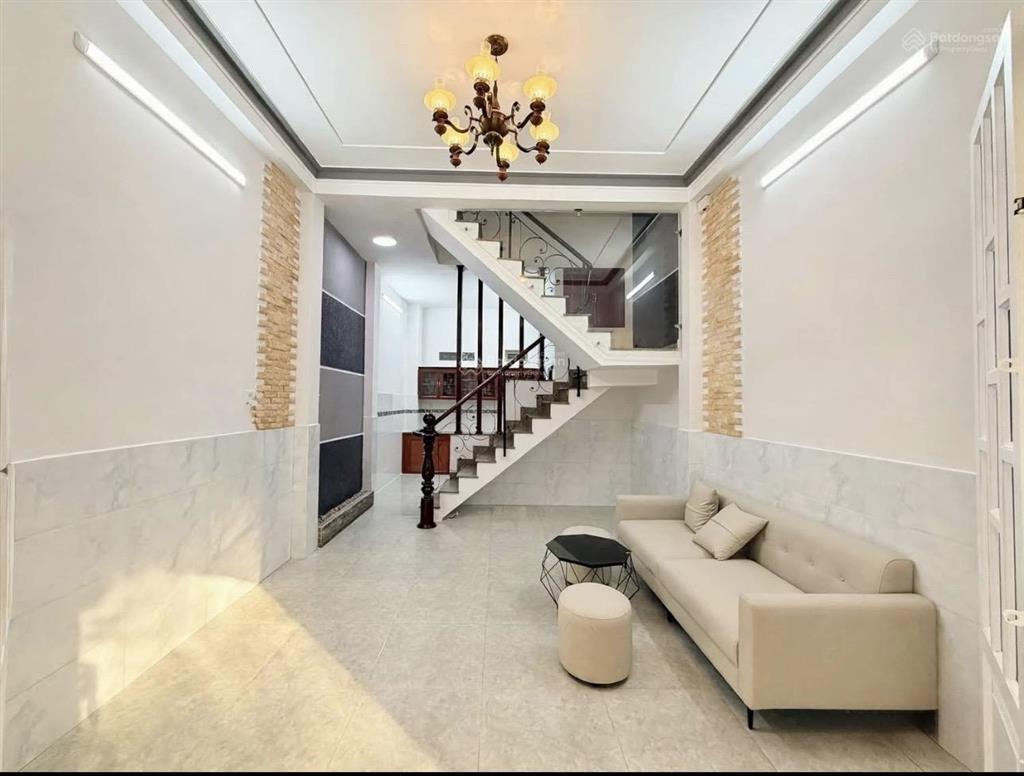 Giá hời q10. có ngay nhà đường hoàng dư khương, quận 10. 55,7m2/ giá 3.360 tỷ. ngay chung cư hà đô