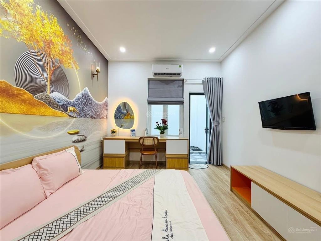 Siêu phẩm nhà quận 1, đường sương nguyệt ánh, 57m2. còn hd thuê 20tr/th