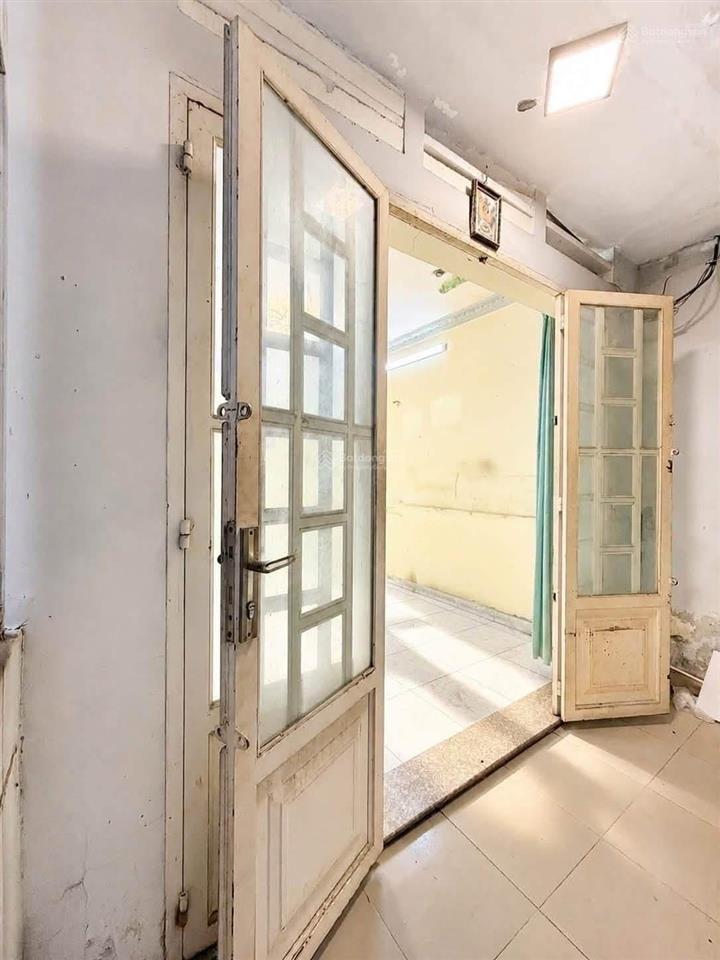 Bán căn nhà cũ, đường tăng bạt hổ, phường 13, quận bình thạnh. 41m2 giá 4tỷ250. còn thương lượng
