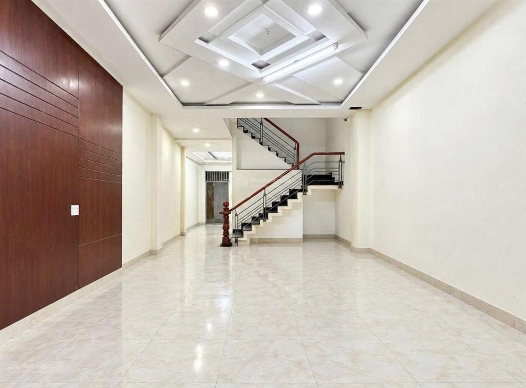 Nhà đường trương vĩnh kí , tân phú . dt 82,5m2 giá 3.3 tỷ, gần cao đẳng công nghệ