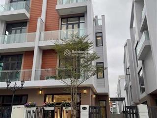 Bán biệt thự 120m  giá chỉ 135tr/m, rẻ hơn cả liền kề