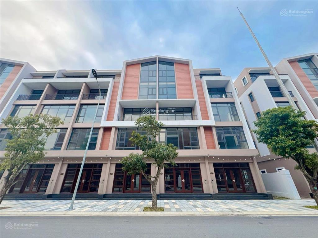 Bán nhanh shophouse xẻ khe 128m2 vtd  vị trí vàng kinh doanh tốt tại vinhomes oceanpark3