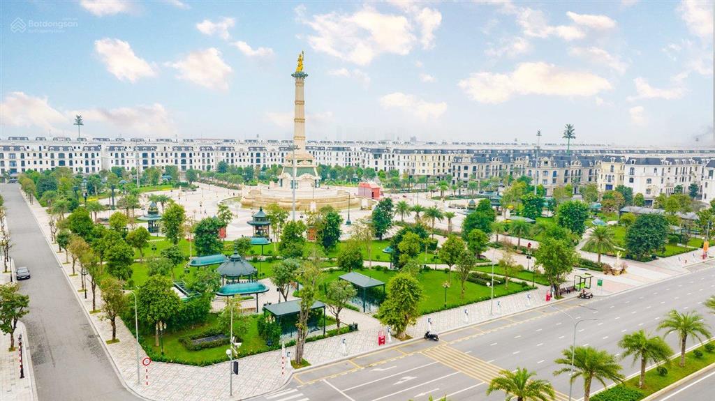 Cắt lỗ gần 10 tỷ  biệt thự song lập kinh đô 153m