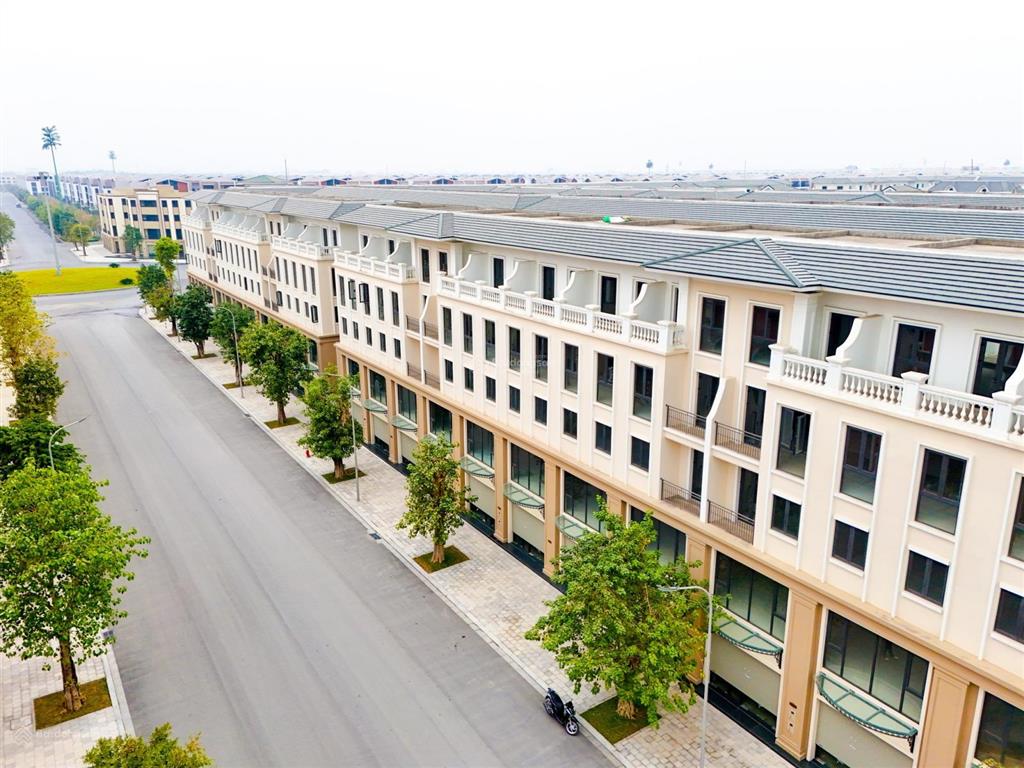 Bán nhanh shophouse 2 mặt tiền đại lộ 51m giá tốt vin3