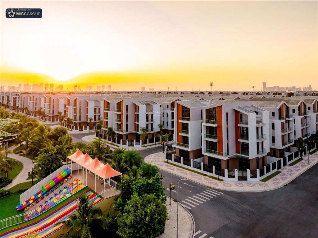 Chỉ có tại đây cắt sâu shophouse 2 mặt tiền ánh dương 100m2 vin 3, chỉ 12,5 tỷ